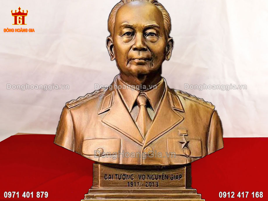 Tượng Bác Giáp được đúc hoàn toàn thủ công truyền thống